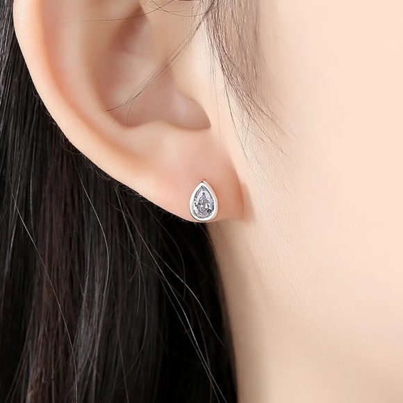 Zircon Teardrop 925 Sterling Silver Stud Earrings - Picture 3 of 6